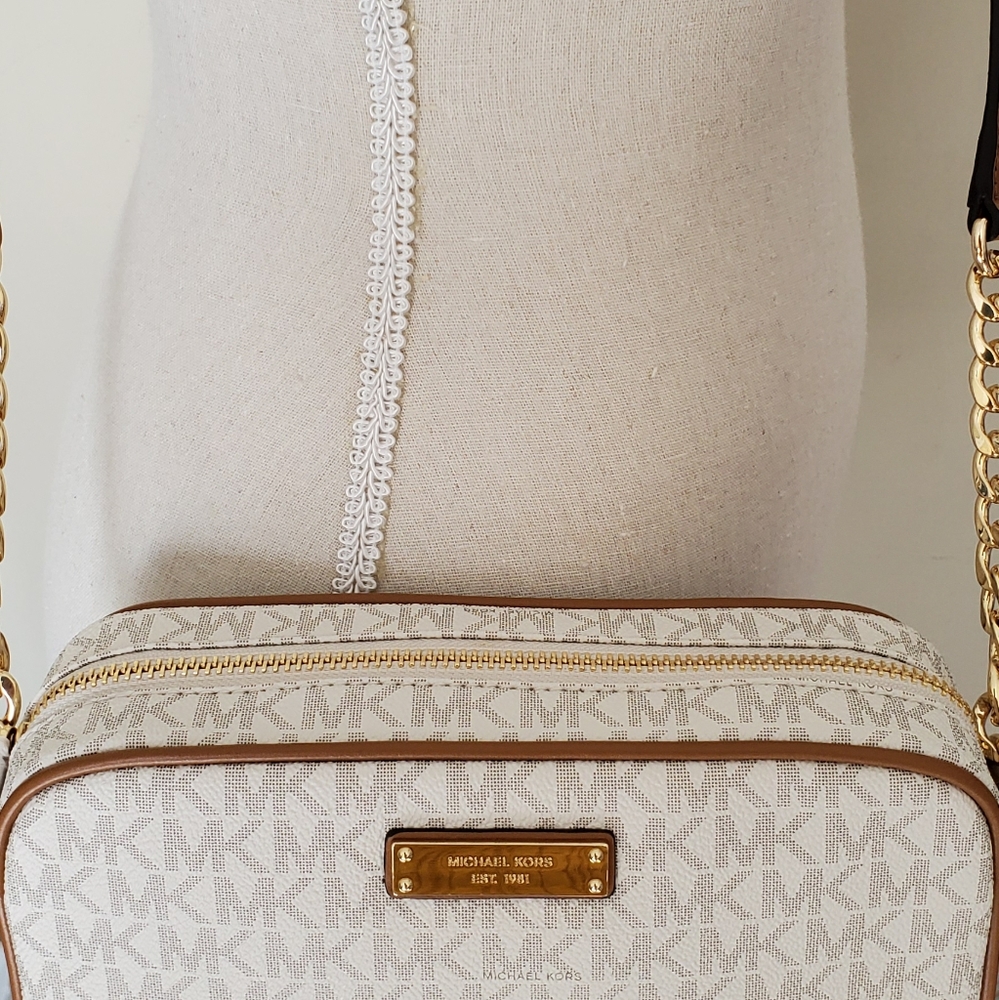 BEAUTIFUL MICHAEL KORS CROSSBODY - Picture 5 of 11